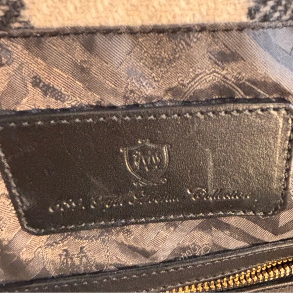 689 Fifth Avenue Collection Stylish Gray and Black Tote Shoulder Bag Fabric - Picture 12 of 14